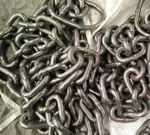 新旧混用起重链条容易造成事故隐患 新旧混用起重链条容易造成事故隐患